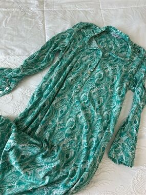 La Mer Luxe Size Large Teal/Green Paisley Button-Front Long Dress